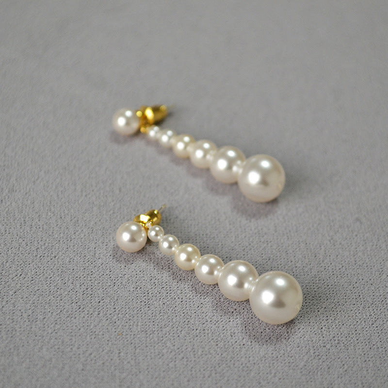 Romantic Silver Earring for Special Moments