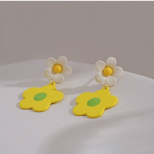 Romantic Earring for Special Moments