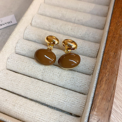 Classic Earring with Timeless Appeal