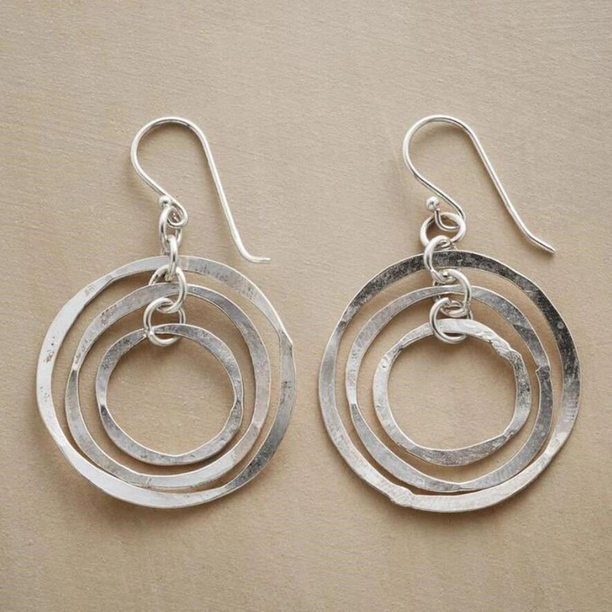 Romantic Silver Earring for Special Moments