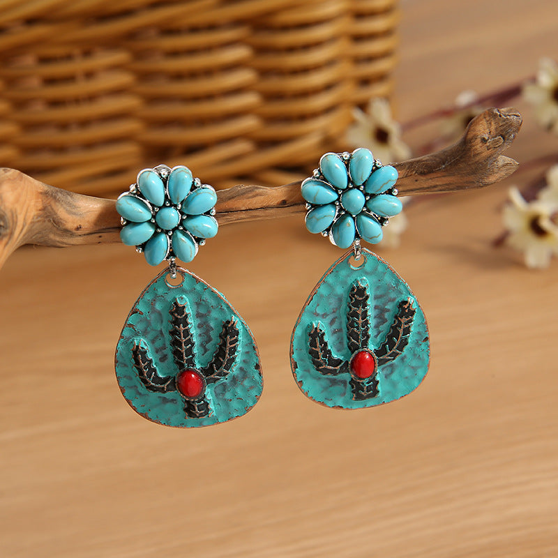 Classic Earring with Timeless Appeal