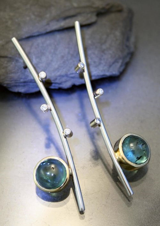 Charming Earring for Any Occasion