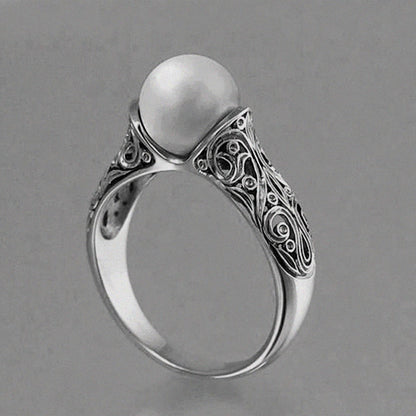 Beautiful Gold Ring with Unique Style