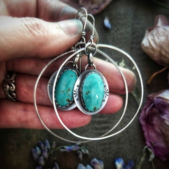 Stunning Earring for Daily Wear