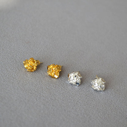 Stunning Gold Earring for Daily Wear