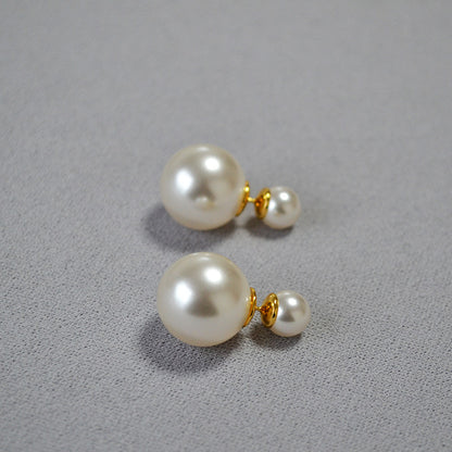 Beautiful Silver Earring with Unique Style