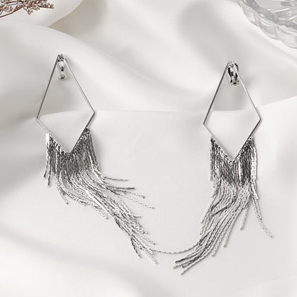 Classic Earring with Timeless Appeal