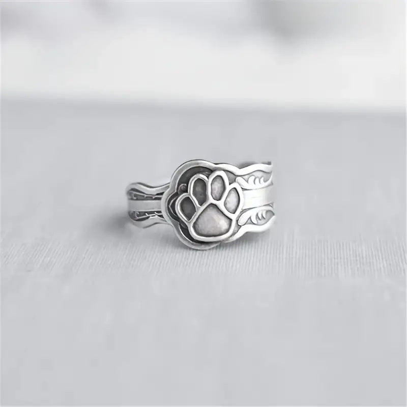 Classic Ring with Timeless Appeal