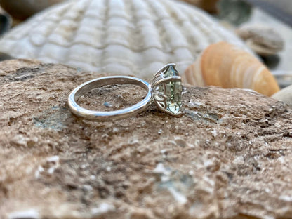 Stunning Ring for Daily Wear