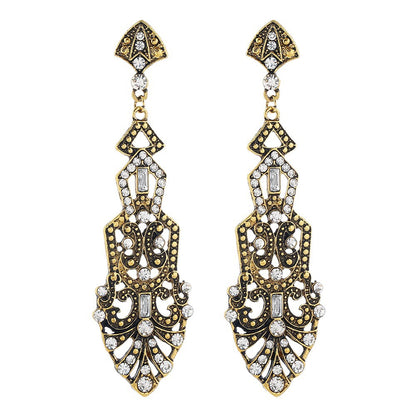 Romantic Earring for Special Moments