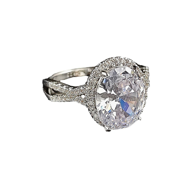 Classic Ring with Timeless Appeal