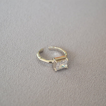 Stunning Gold Ring for Daily Wear