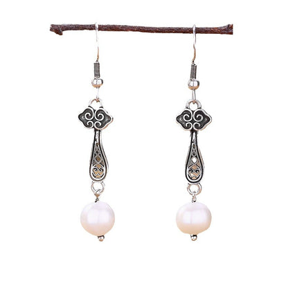 Romantic Silver Earring for Special Moments