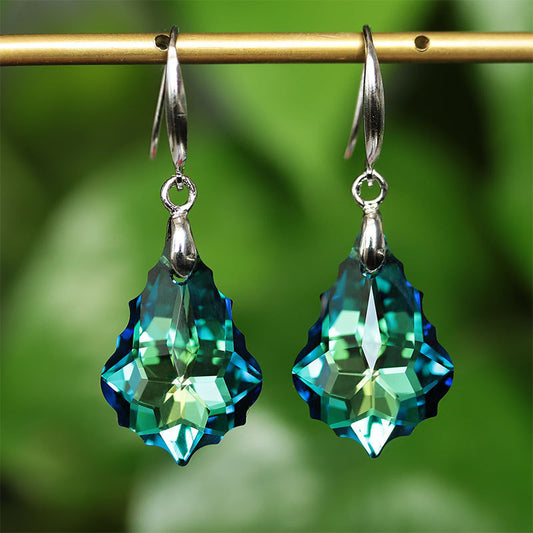 Romantic Silver Earring for Special Moments