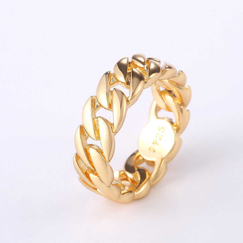 Romantic Chain for Special Moments