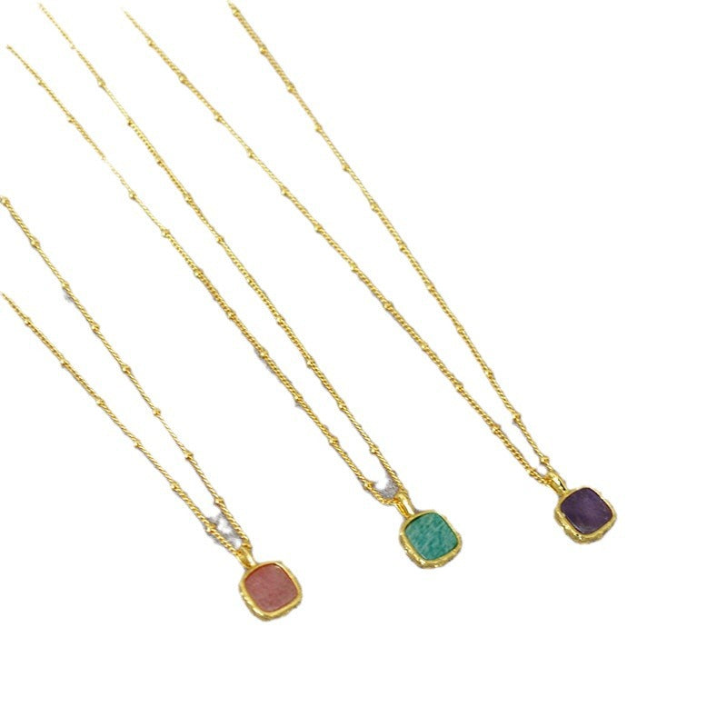 Beautiful Gold Necklace with Unique Style