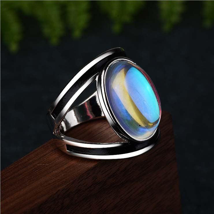 Stunning Silver Ring for Daily Wear