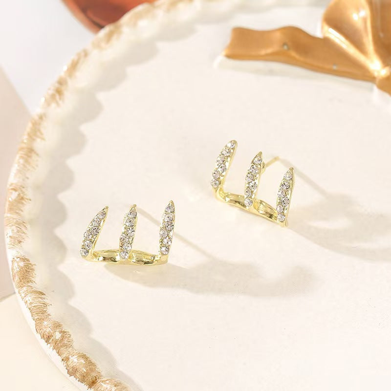 Classic Earring with Timeless Appeal