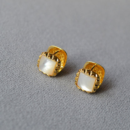Delicate Artisan Gold Earring