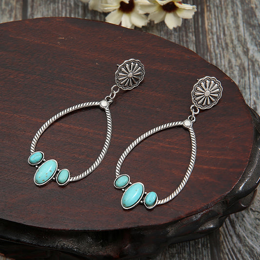 Classic Earring with Timeless Appeal