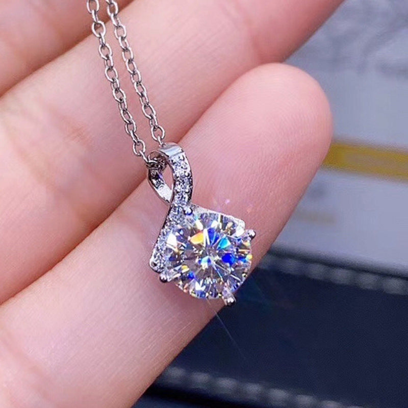 Beautiful Gold Necklace with Unique Style