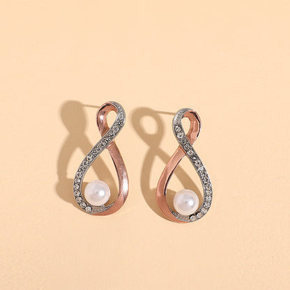 Classic Pearl Earring with Timeless Appeal
