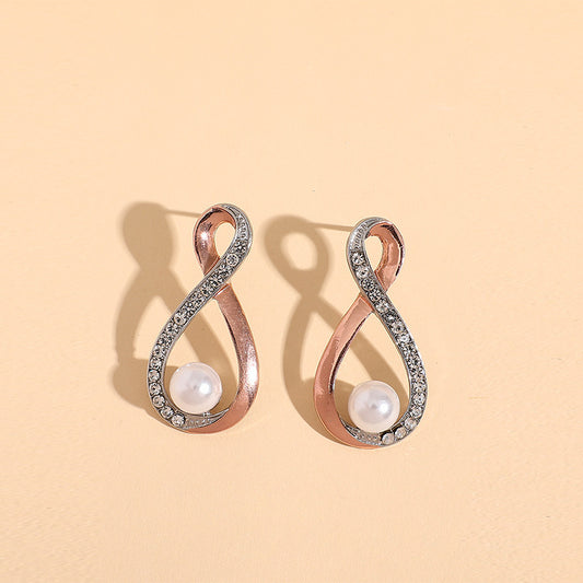 Classic Pearl Earring with Timeless Appeal