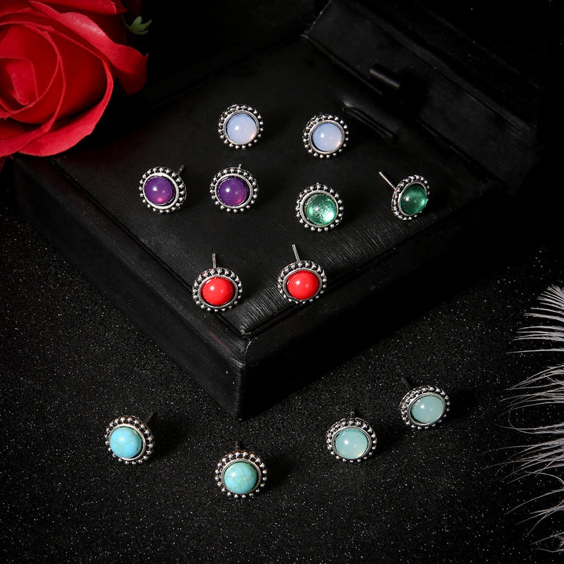 Classic Earring with Timeless Appeal
