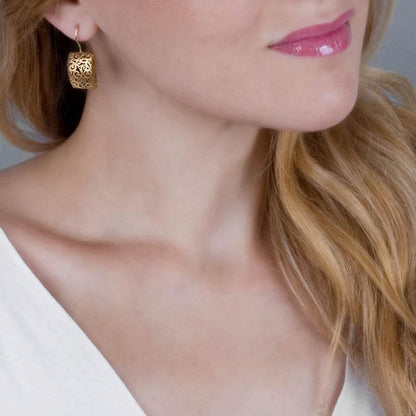 Romantic Gold Earring for Special Moments