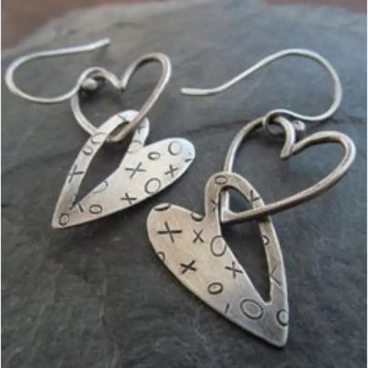 Charming Earring for Any Occasion