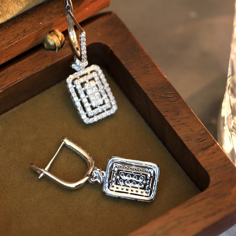 Elegant Earring for Every Occasion