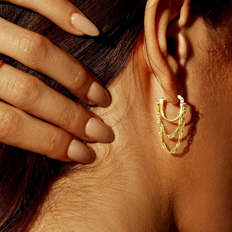 Charming Earring for Any Occasion