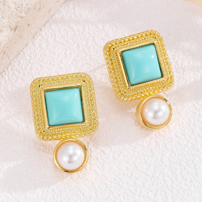 Vintage Handmade Earring