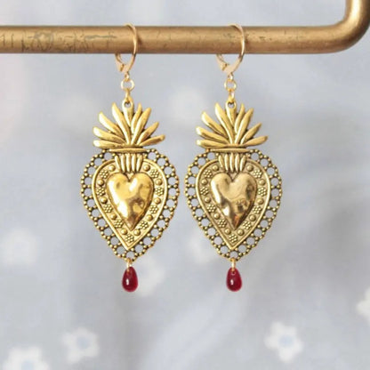Classic Earring with Timeless Appeal
