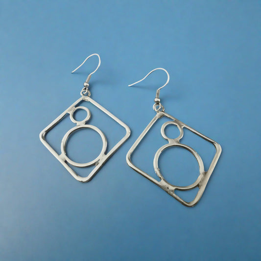Charming Earring for Any Occasion