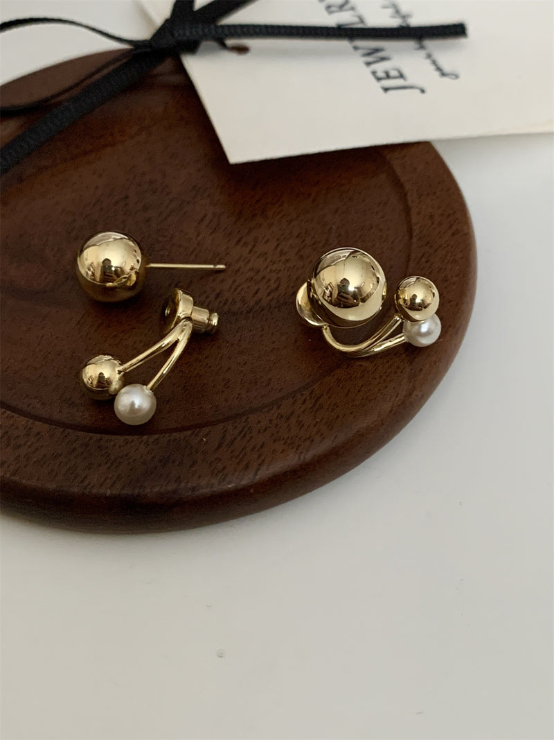 Stunning Gold Earring for Daily Wear