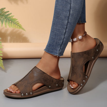 Graceful Orthopedic Sandals for Modern Look