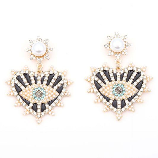 Stunning Pearl Piece for Daily Wear