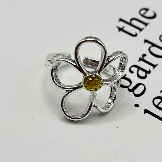 Classic Ring with Timeless Appeal