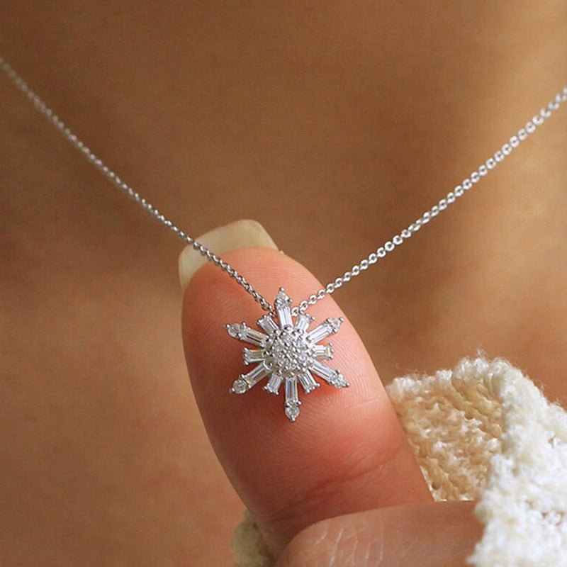 Stunning Necklace for Daily Wear