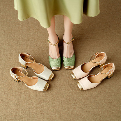 Chic Orthopedic Sandals with Unique Design