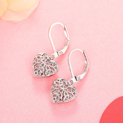 Charming Earring for Any Occasion
