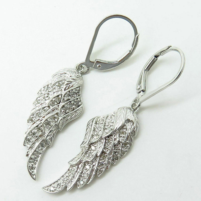 Classic Earring with Timeless Appeal
