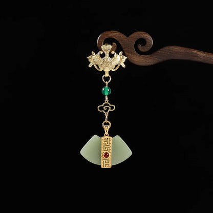 Classic Pendant with Timeless Appeal