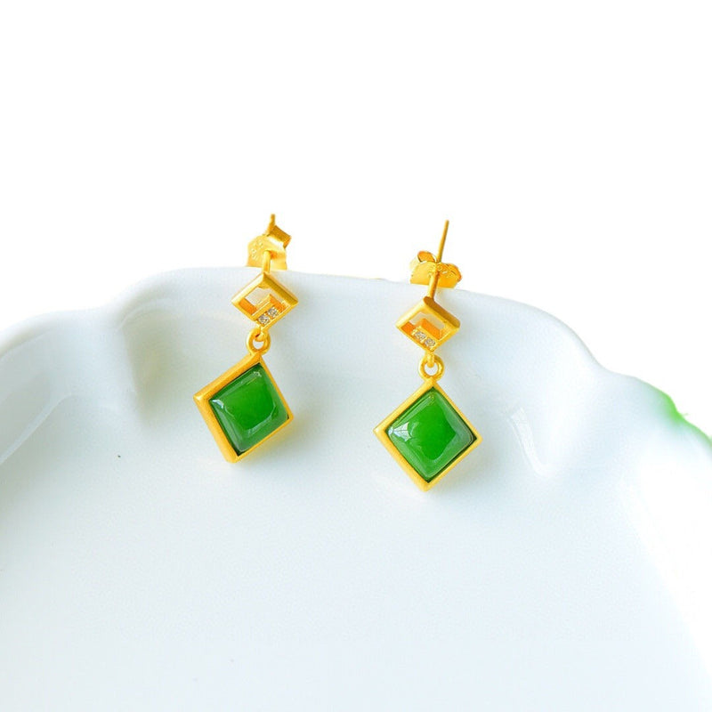 Elegant Gold Earring for Every Occasion