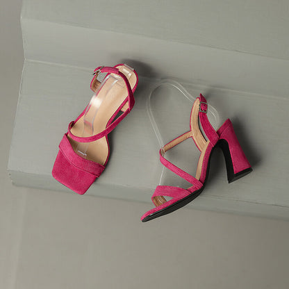 Graceful Orthopedic Sandals for Modern Look