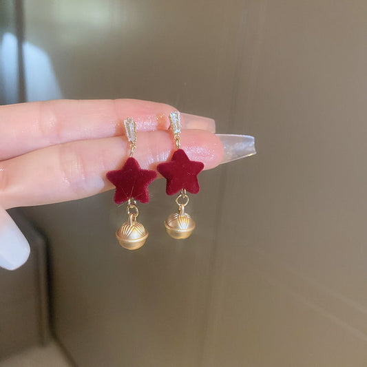 Charming Earring for Any Occasion