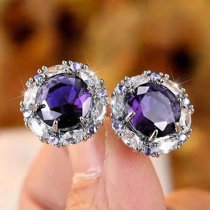 Charming Earring for Any Occasion