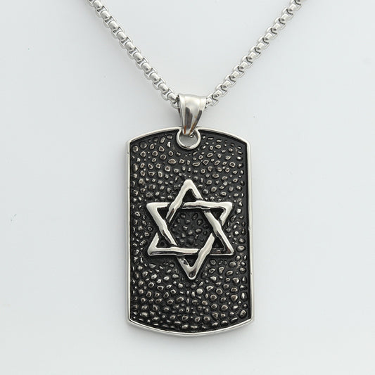 Classic Pendant with Timeless Appeal