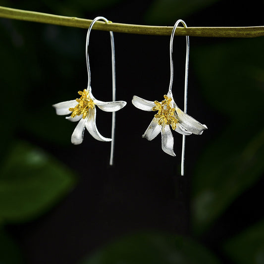 Classic Earring with Timeless Appeal
